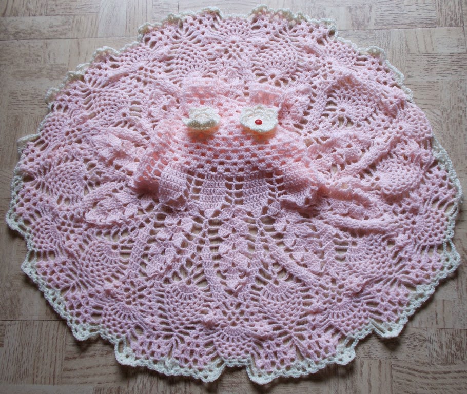 Divine Pineapple Baby Dress Free Crochet Pattern
