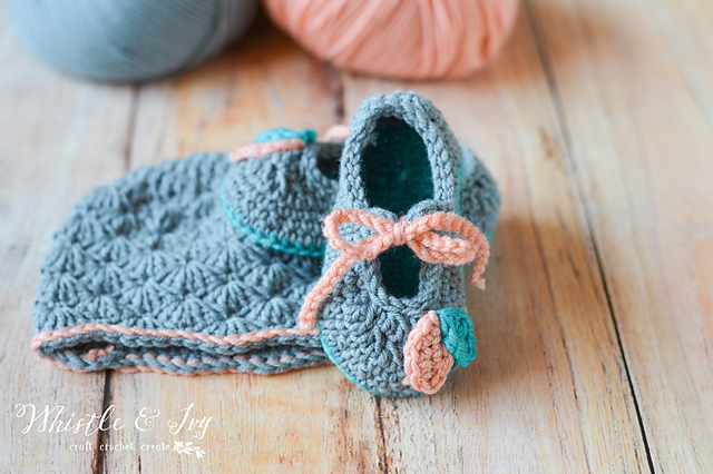 Crochet Petal Princess Baby Set Hat and Shoes